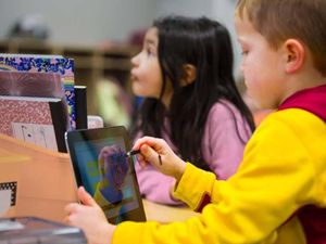 Pelatihan TIK Bisa Tingkatkan Kreativitas Guru dalam Mengajar Pelatihan TIK Bisa Tingkatkan Kreativitas Guru dalam Mengajar