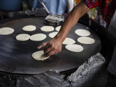 Di Guatemala, Upah Pembuat Tortilla yang Lezat Tak Sampai Rp 1 Juta Perbulan