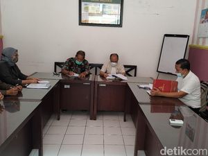 Cerita Belasan Warga Sidoarjo Tertipu Perumahan Fiktif Berkedok Syariah Cerita Belasan Warga Sidoarjo Tertipu Perumahan Fiktif Berkedok Syariah