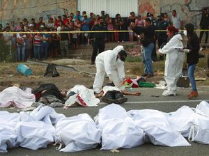 49 Migran Ilegal Tewas Kecelakaan Maut di Meksiko 49 Migran Ilegal Tewas Kecelakaan Maut di Meksiko