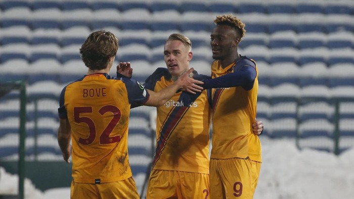 Romas Tammy Abraham celebrates during group C Europa Conference League soccer match between Bulgarias PFC CSKA-Sofia and Italys AS Roma at Vassil Levski National stadium in Sofia, Bulgaria, Thursday, Dec. 9, 2021. (AP Photo/Dessislava Komarova)
