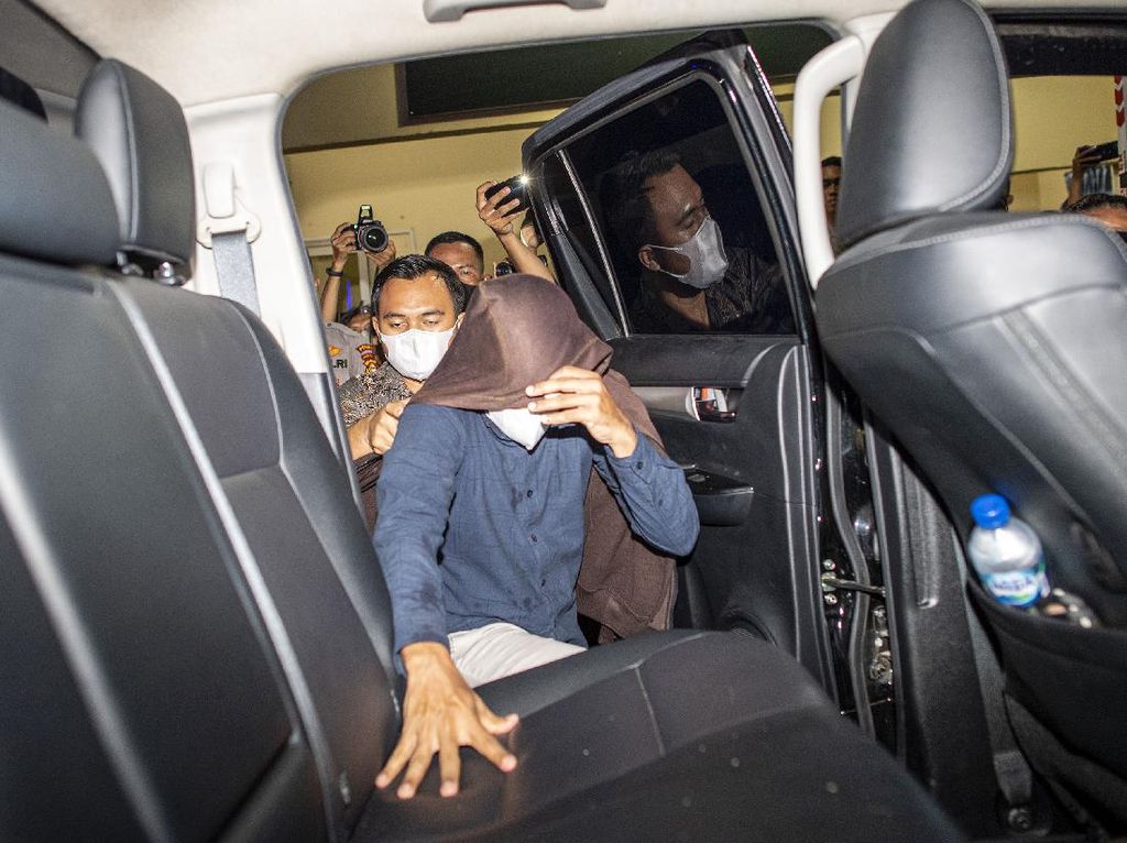 Berkas Lengkap, 2 Tersangka Pelecehan Mahasiswi Unsri Segera Disidang Berkas Lengkap, 2 Tersangka Pelecehan Mahasiswi Unsri Segera Disidang