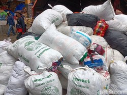 Bupati Lumajang Sarankan Bantuan Korban Erupsi Semeru Berupa Uang