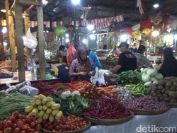 Dua Pekan Jelang Natal, Harga Cabai-Jengkol di Purwakarta Meroket