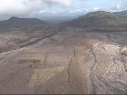 Pantauan Udara Kondisi Gunung Semeru Usai Erupsi