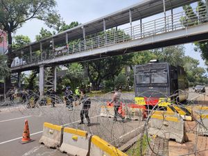 Buruh Demo, Lalu Lintas Patung Kuda ke Istana Ditutup Siang Ini