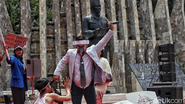 Saat Aksi Demonstrasi Dijadikan Lomba