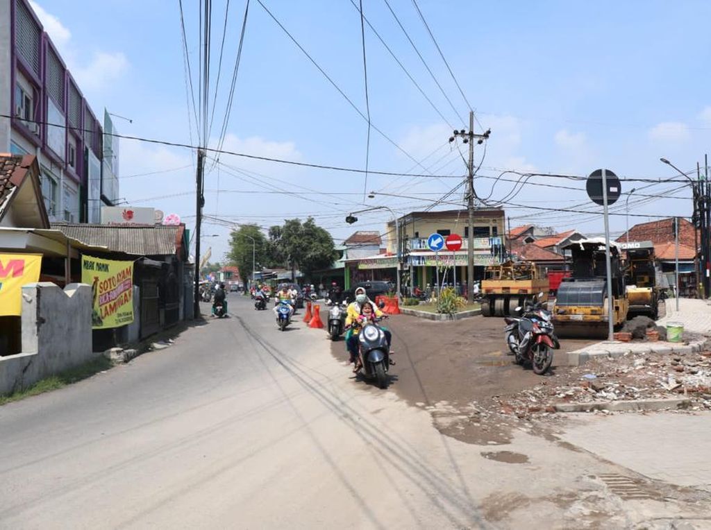 Pelebaran Jalan Pasar Suko Sidoarjo Upaya Atasi Kemacetan