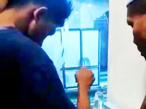 Pencuri di Bondowoso Tertangkap Basah Bobol Kotak Amal Masjid Pencuri di Bondowoso Tertangkap Basah Bobol Kotak Amal Masjid