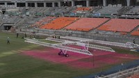 Penggunaan rumput hybrid juga dinilai membuat biaya pemeliharaan lebih efektif dan sangat cocok dengan kondisi iklim pesisir.