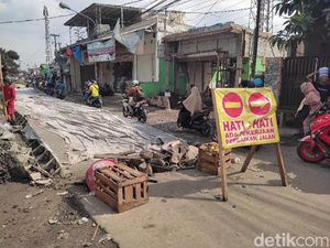 Akhirnya, Jl Raya Pabuaran Kabupaten Bogor Mulai Diperbaiki