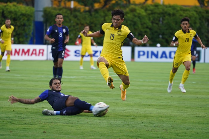 Aksi Akhyar Rashid bersama Timnas Malaysia saat melawan Kamboja di Piala AFF 2020.