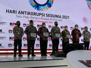 Polda Sumut Raih Perhargaan Terbaik Tangani Tipikor dari KPK di Hakordia