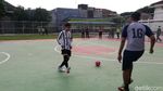 Usai Resmikan Lapangan, Gibran Futsal Bareng Jurnalis Solo