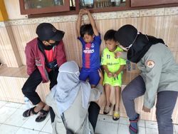 Anak-anak Korban Erupsi Semeru Kerap Menyendiri karena Kehilangan Ayah-Ibunya