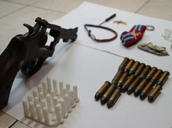 Ditangkap! Warga Papua Curi Pistol Polisi, Hendak Ditukar Ganja