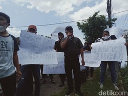 Warga Klaten Demo Protes Gugatan Ganti Rugi Tol Yogya-Solo Dimentahkan