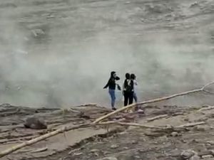 Lokasi Erupsi Semeru Jadi Wisata Dadakan, Warga Terdampak Jengkel!