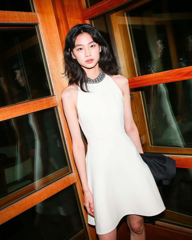 Jung Ho Yeon/ Foto: Instagram.com/louisvuitton Jung Ho Yeon