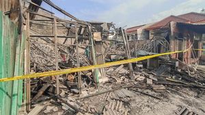 Potret 4 Bangunan di Jakut Hangus Terbakar Akibat Gas Bocor