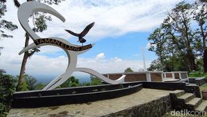 Mantap, Kini Gunung Tidar Dilengkapi Gardu Pandang Taman Elang