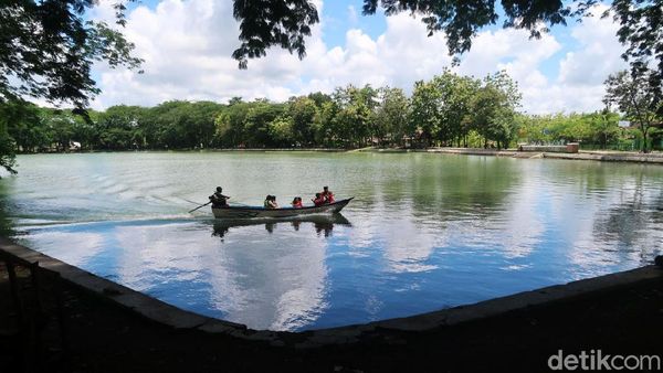 Melepas Penat di Telaga Jonge Gunungkidul yang Tak Pernah Kering
