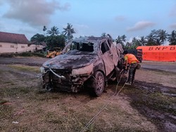 Ini Penampakan Mobil Relawan RS UNS yang Terjebak Banjir Lahar Dingin Semeru