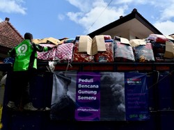 GoTo & YABB Salurkan Bantuan untuk Korban Erupsi Gunung Semeru