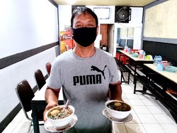 Rahasia Warung Sop Cendrawasih Mas Tomo Pertahankan Kualitas