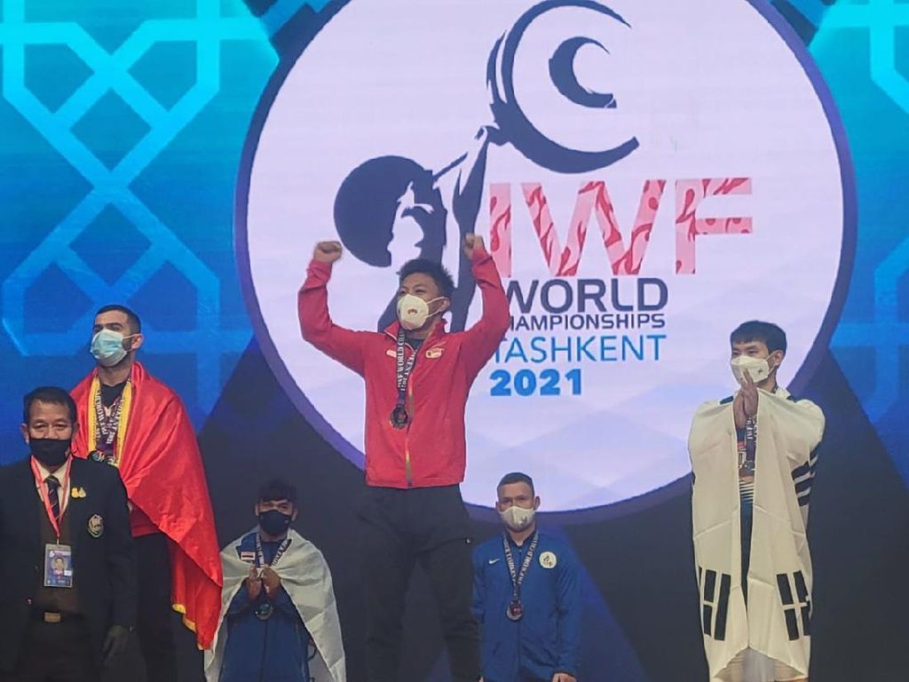 Lifter Rahmat Erwin Juara Dunia, Bendera Merah-Putih Tak Berkibar