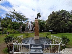 Saat Bentuk Baru Tugu Sa di Gunung Tidar Dipertanyakan Budayawan