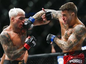 Charles Oliveira Kejutkan Khabib Nurmagomedov! Charles Oliveira Kejutkan Khabib Nurmagomedov!