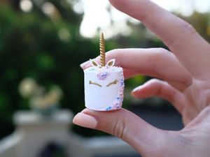 Imut Banget! 10 Kue-kue Cantik Ini Hanya Sebesar Jari Tangan Imut Banget! 10 Kue-kue Cantik Ini Hanya Sebesar Jari Tangan