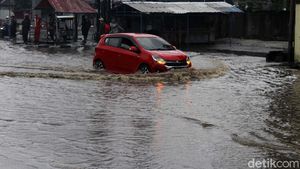 Hindari Rute Gedebage! Ada Genangan, Lalu Lintas Tersendat