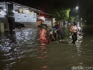 Soal Banjir 4 Jam di Jalan Ketintang Madya, Ini Penjelasan Pemkot Surabaya