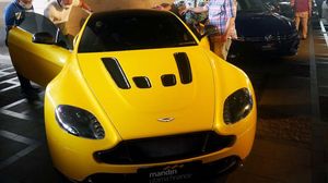 Mobil-mobil Mewah Ini Goda Nasabah Kelas Kakap