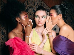 Simak! 5 Alasan Perhiasan Berlian Jadi Barang Penting bagi Wanita