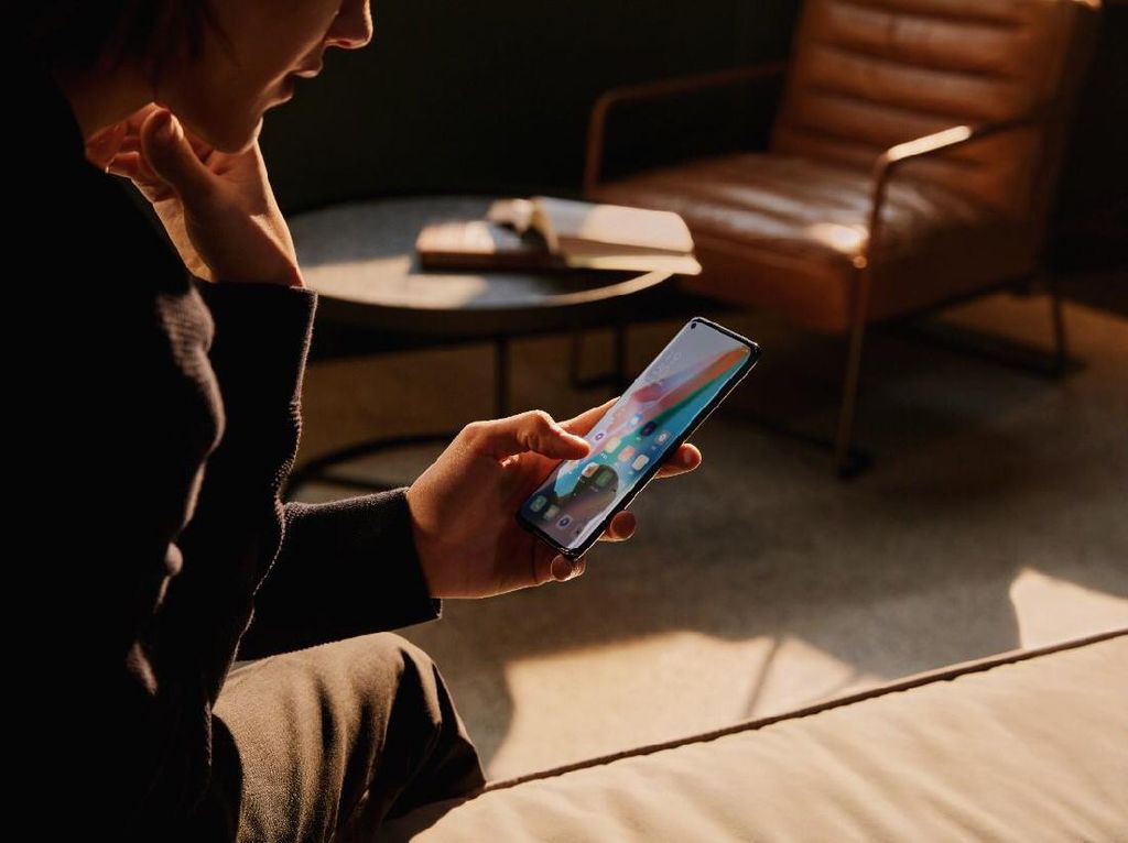 Intip Kecanggihan Layar Smartphone OPPO Find X3 Pro 5G