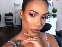 Demi Menang Kontes Bokong Terindah, Wanita Ini Bercinta 5 Jam Sehari