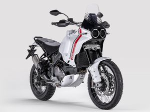Siap Dipakai Rally! Ini Tampang Ducati Desert X Baru Siap Dipakai Rally! Ini Tampang Ducati Desert X Baru