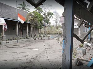 Duka di Desa Curah Koboan Gegara Erupsi Semeru