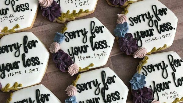 Deretan Foto Pengajuan Resign yang Unik dan Kreatif