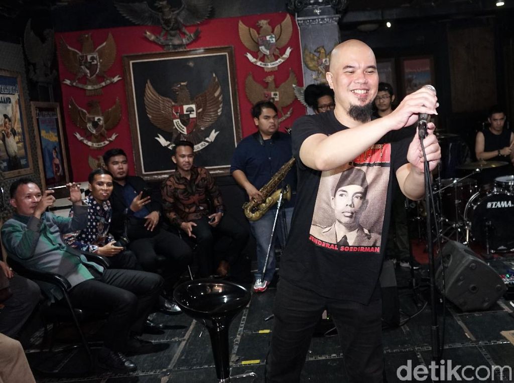 Once Tak Ikut Konser Dewa 19 di Bandung, Ahmad Dhani: Vokalis Mahal