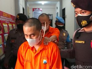 Dua Pemeras yang Ngaku Wartawan Ditangkap Polisi Trenggalek Dua Pemeras yang Ngaku Wartawan Ditangkap Polisi Trenggalek