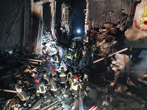 Gedung Ambruk di Italia Tewaskan 7 Orang, Termasuk Perawat Hamil