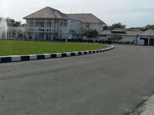GMKI Kritik Rp 2 M untuk Aspal Rumdin Gubsu: Tak Peka Masalah Rakyat GMKI Kritik Rp 2 M untuk Aspal Rumdin Gubsu: Tak Peka Masalah Rakyat