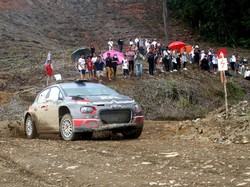 Diwarnai Insiden, Sean Gelael Juara Reli Nasional 2021