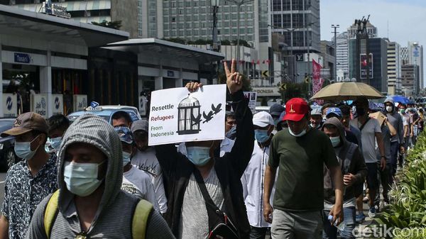 Tak Puas di Kedubes AS, Pencari Suaka Bergerak ke Kedubes Kanada