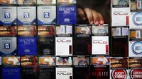 Pedagang Minta Aturan Larangan Jualan Rokok di Pasar Dihapus Pedagang Minta Aturan Larangan Jualan Rokok di Pasar Dihapus