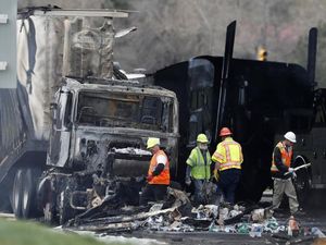 Sopir Truk di AS Dibui 110 Tahun Atas Tabrakan Beruntun!